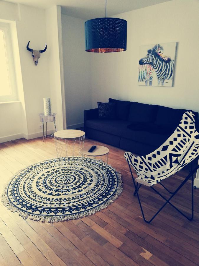 24 Appart'hotel-3 Etoiles Apartment Le Creusot